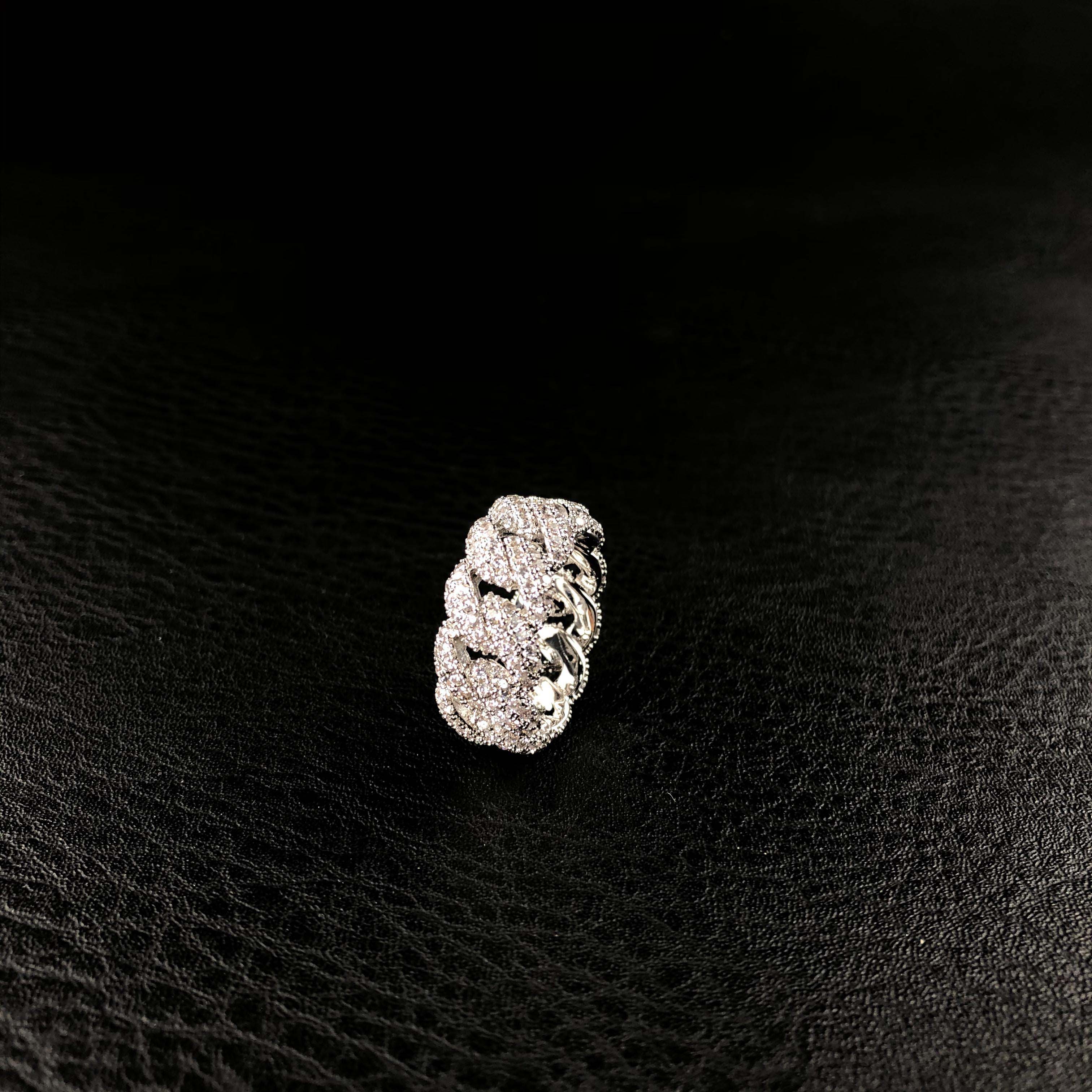 Cuban ring