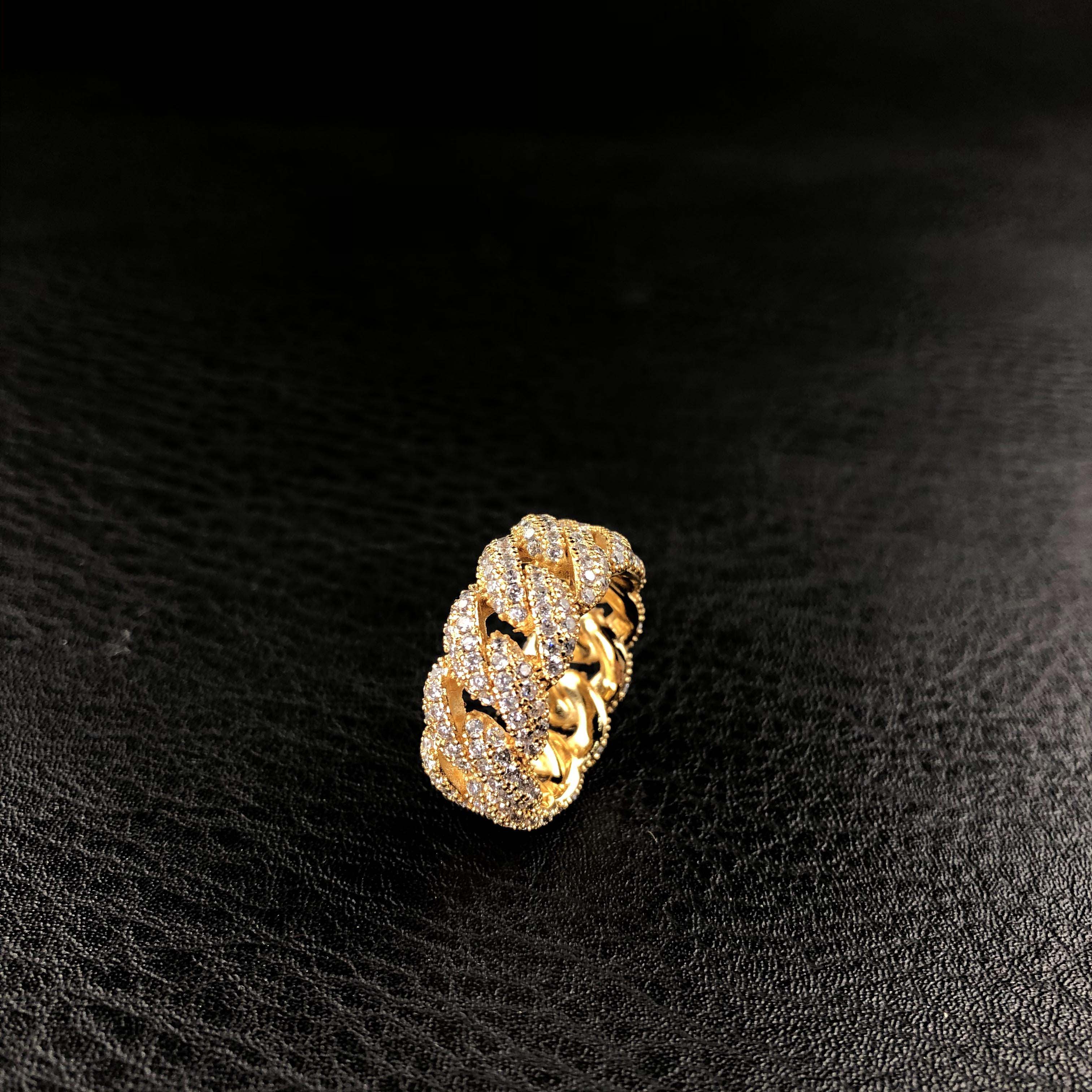 Cuban ring