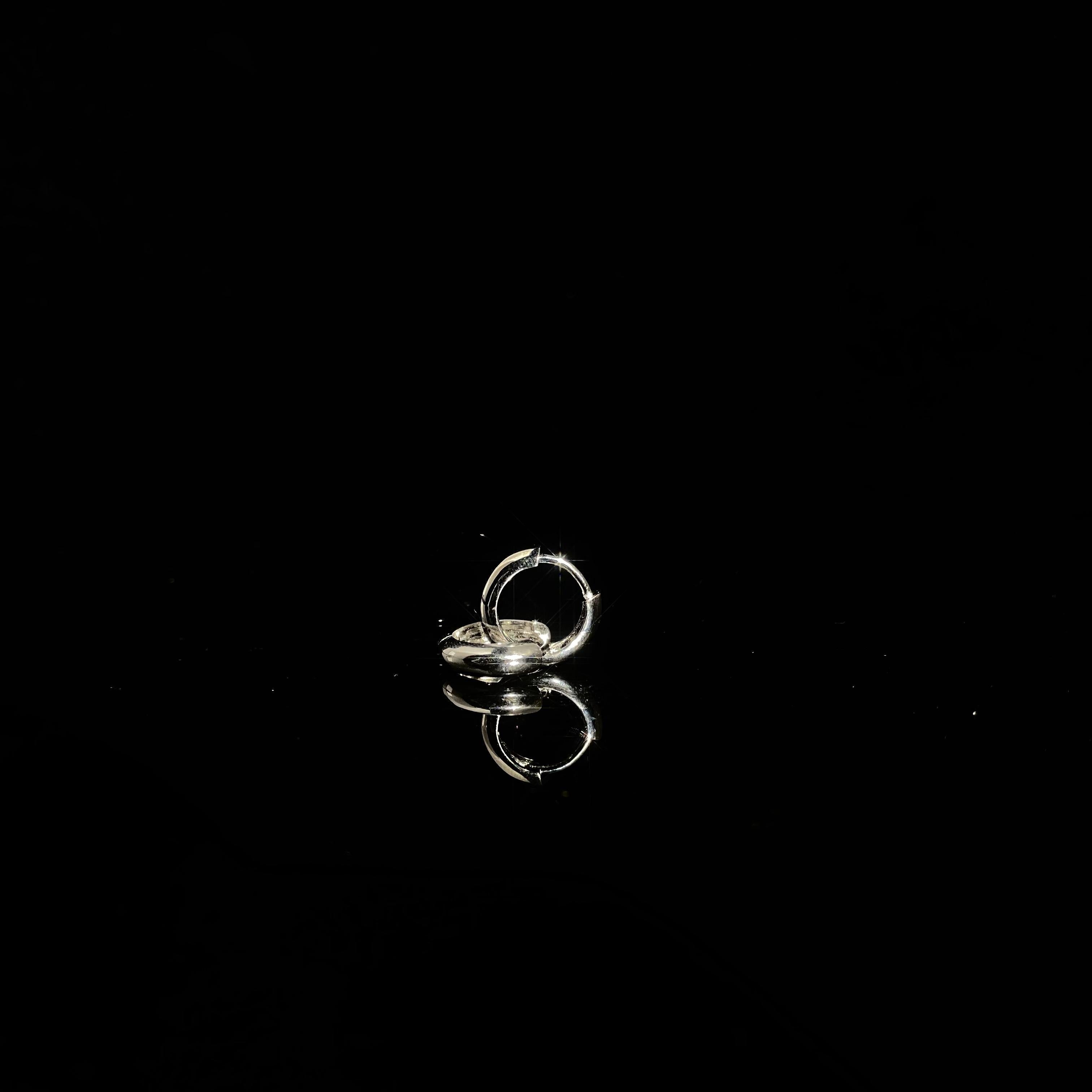 925 silver round stone free Earrings - pair