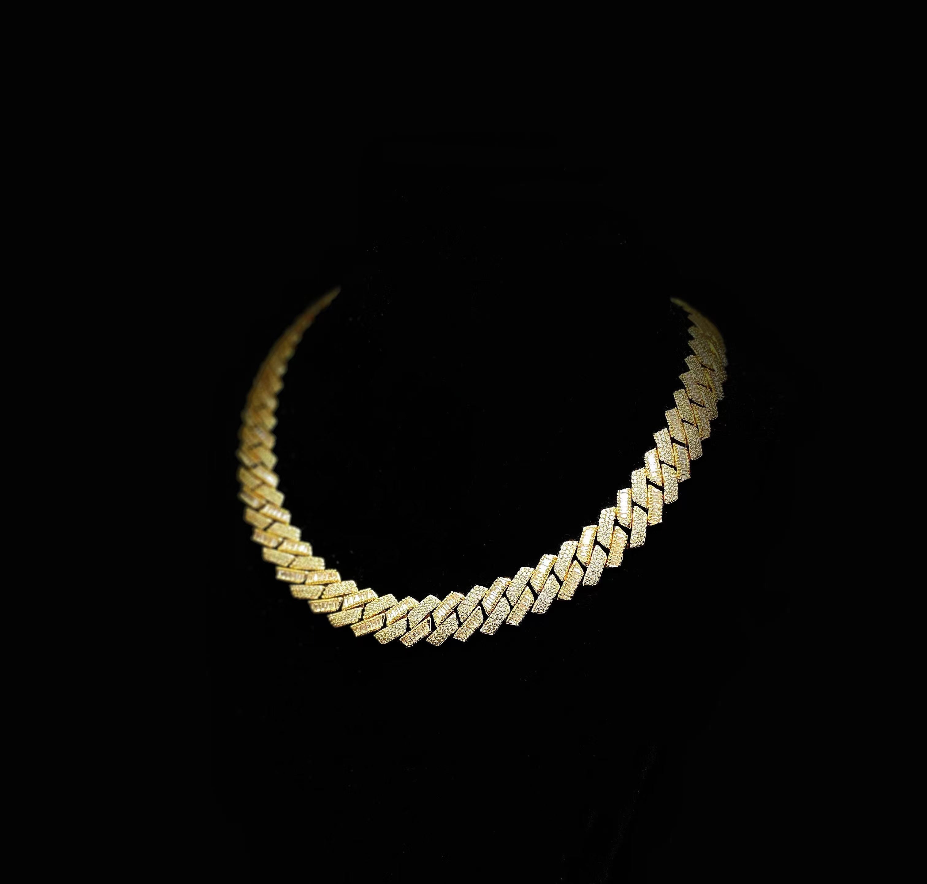 16mm Regular & Baguette Prong Cuban Chain