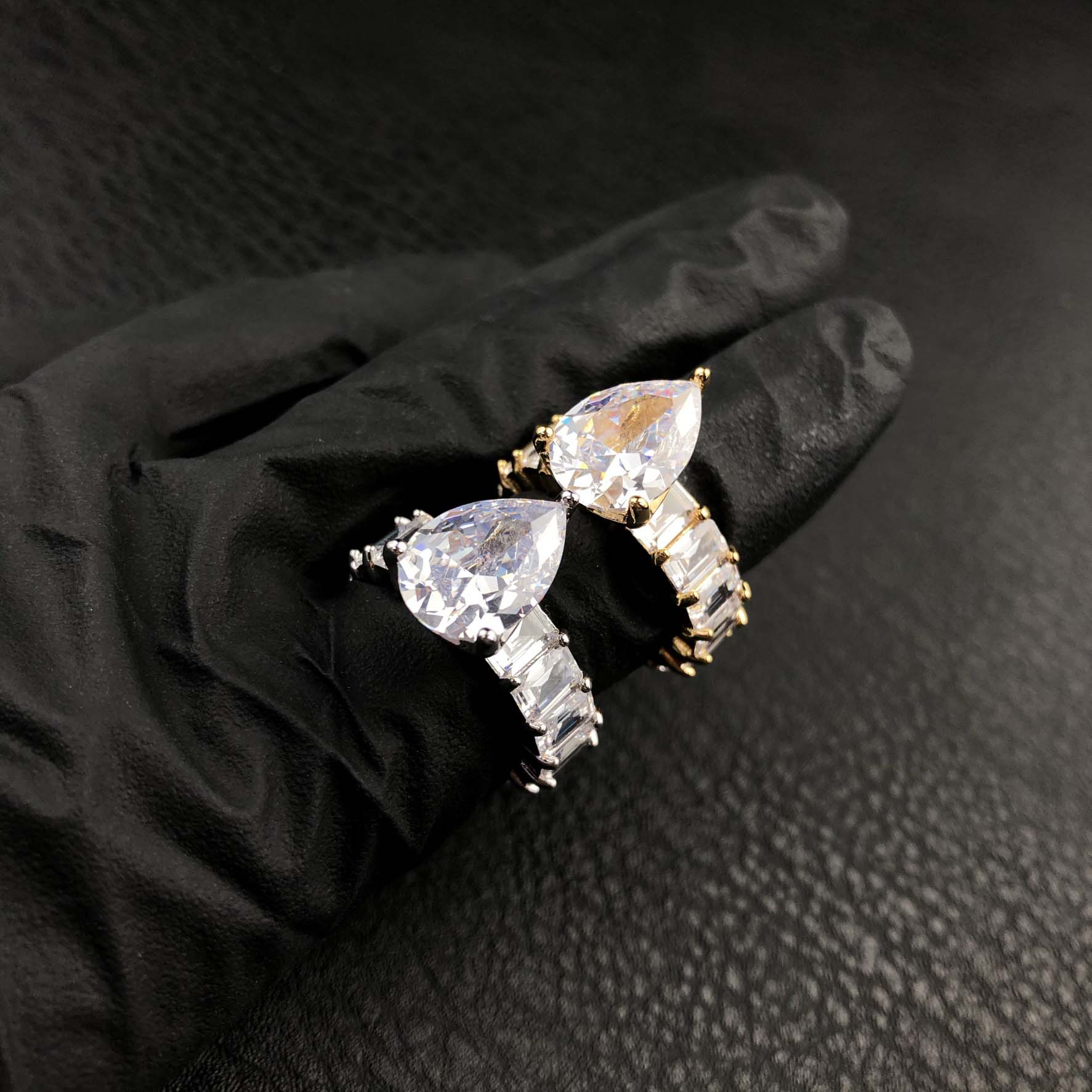 Baguette ring