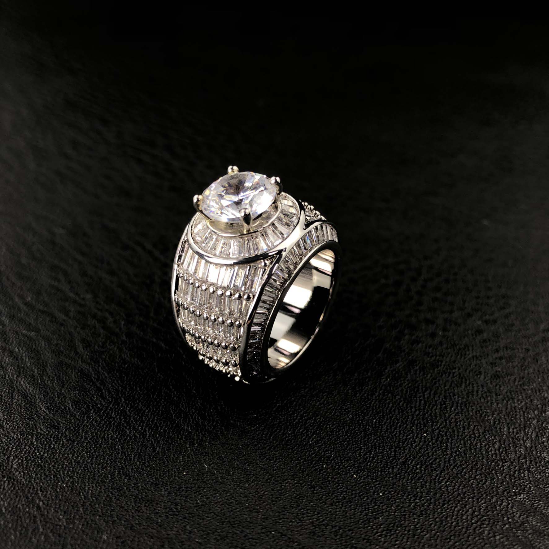 Hip hop men ring