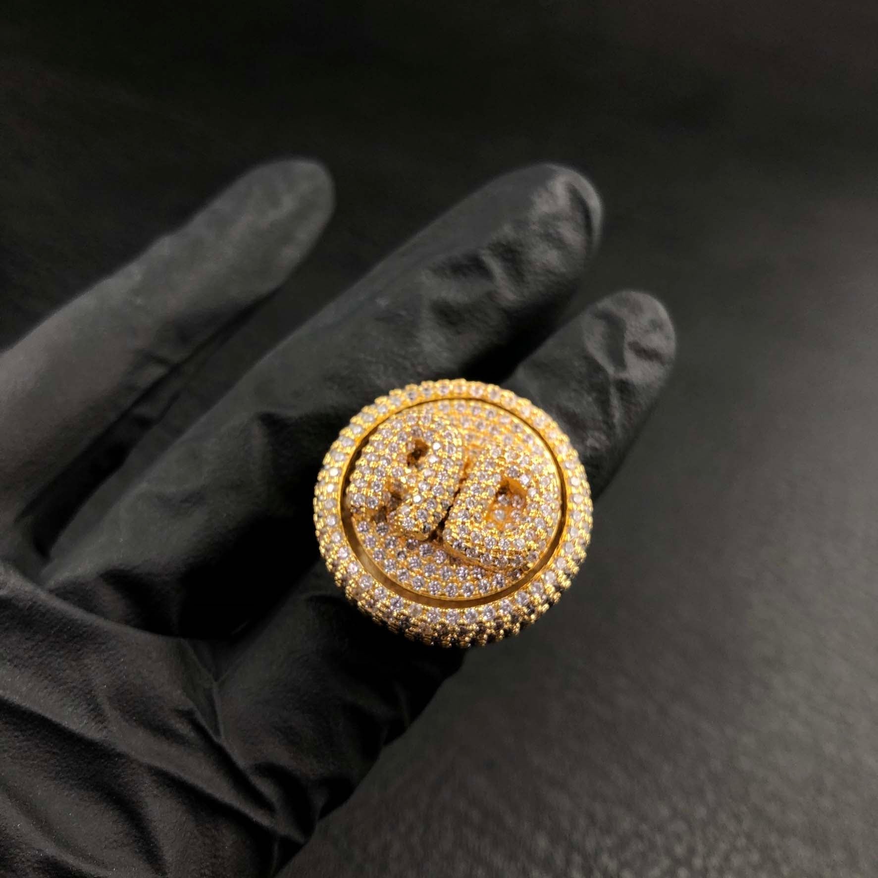Custom ring