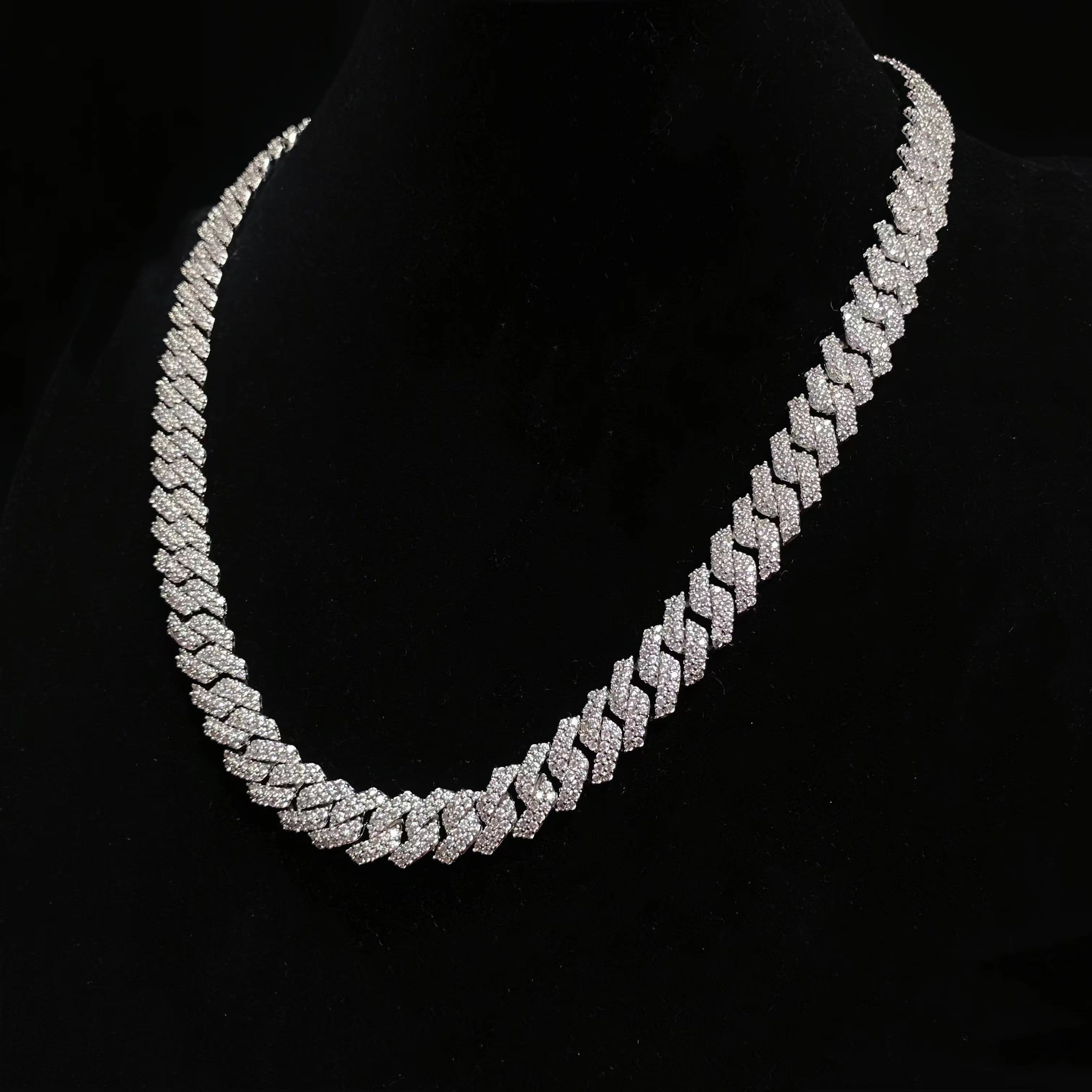 10mm Prong Cuban chain