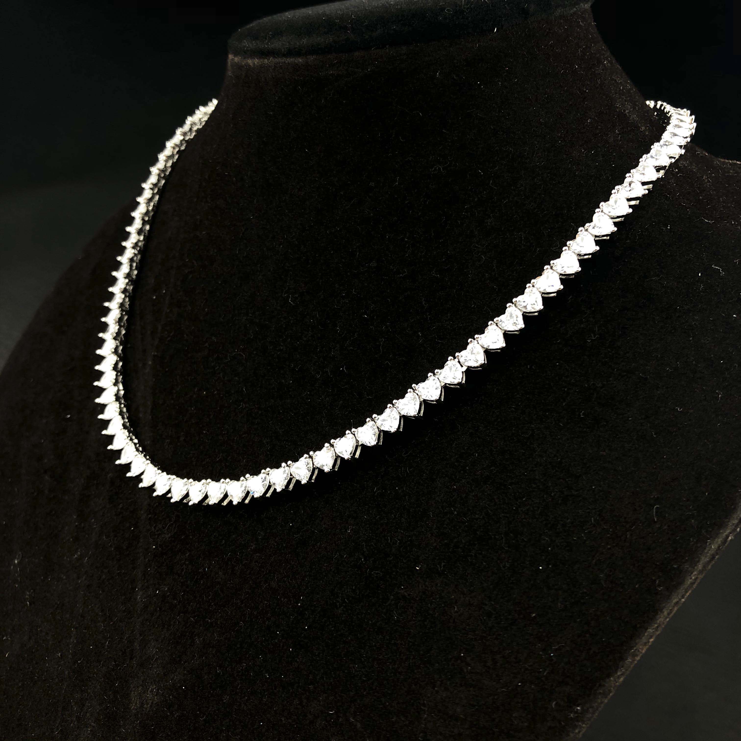 Heart tennis chain