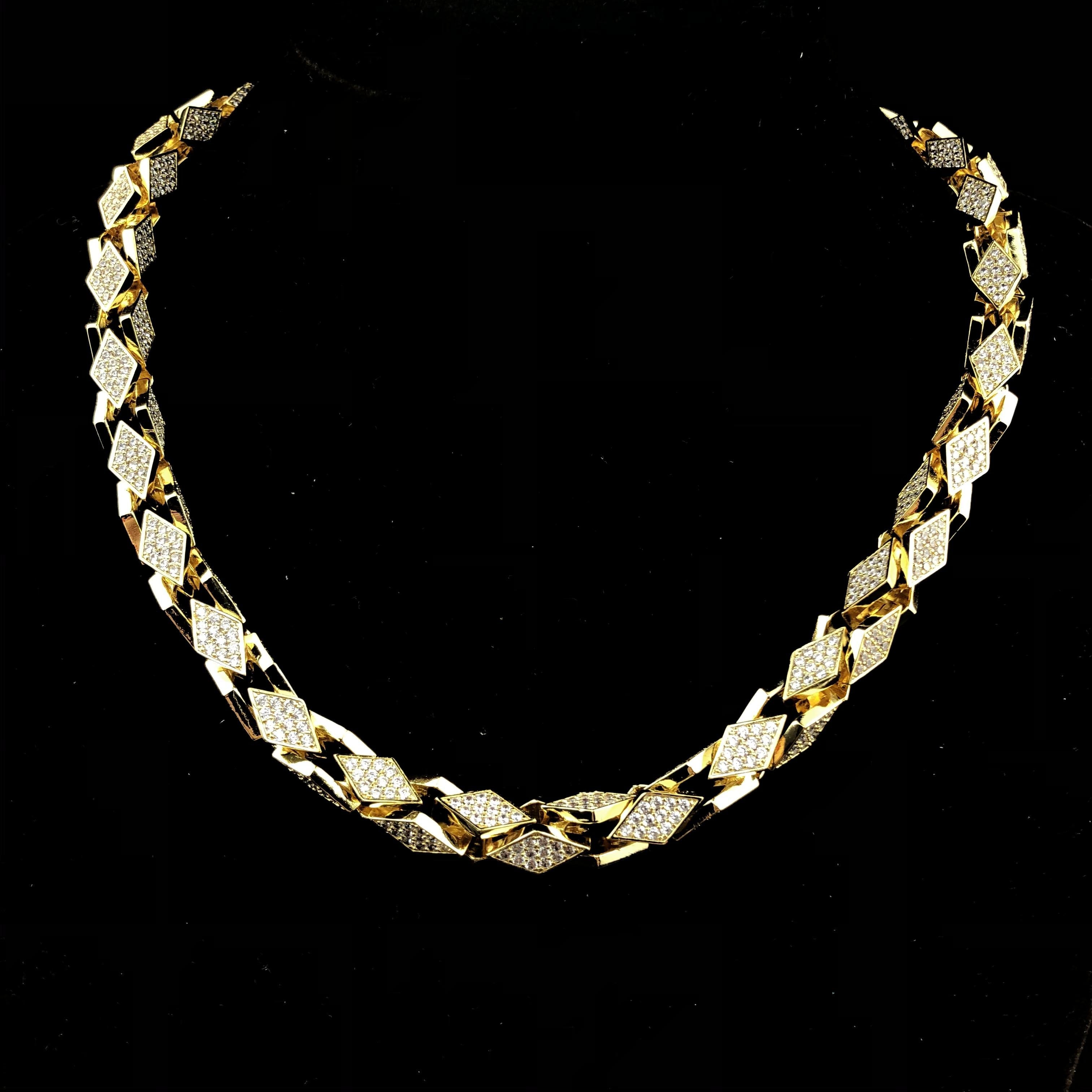 10mm Iced Triangle Chain