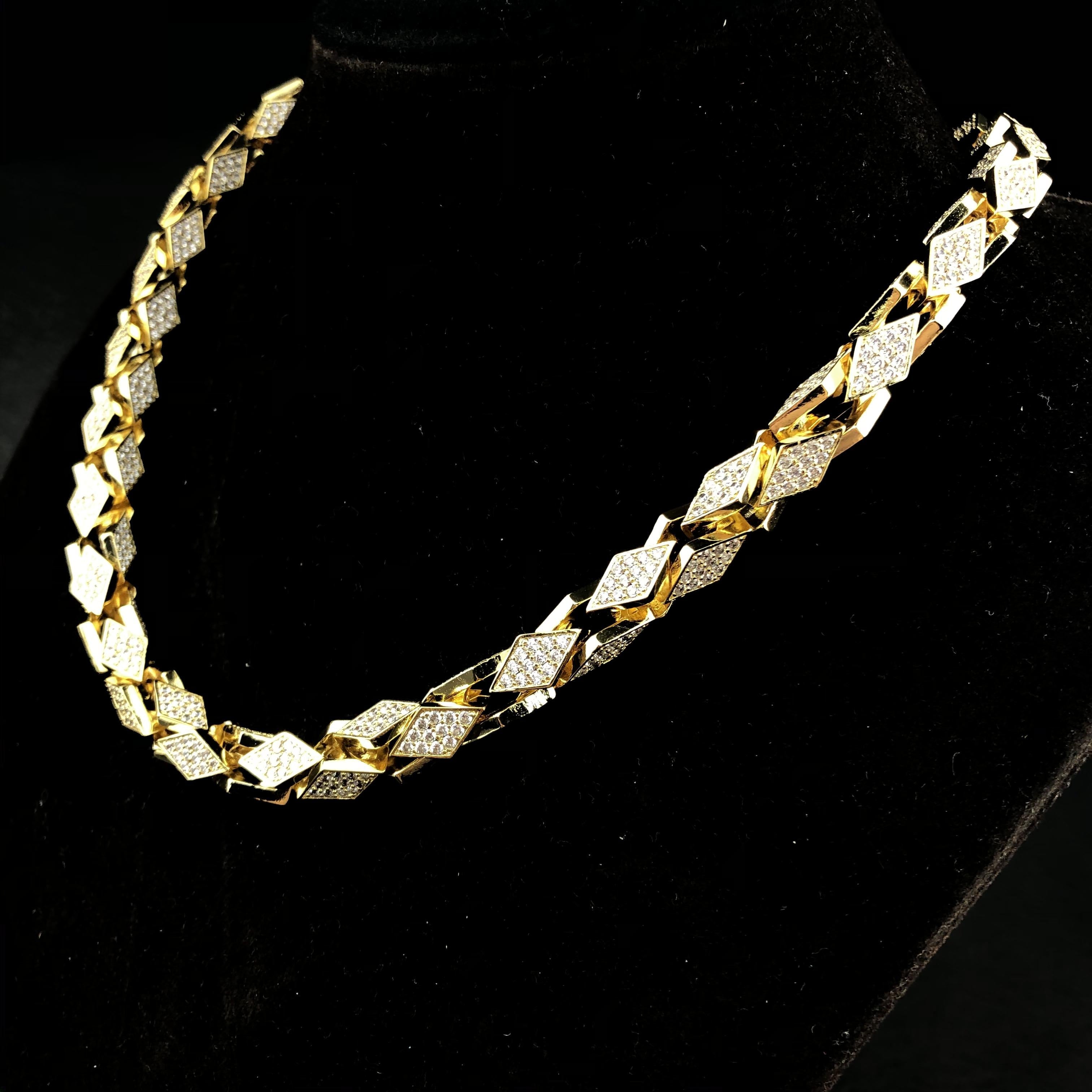 10mm Iced Triangle Chain