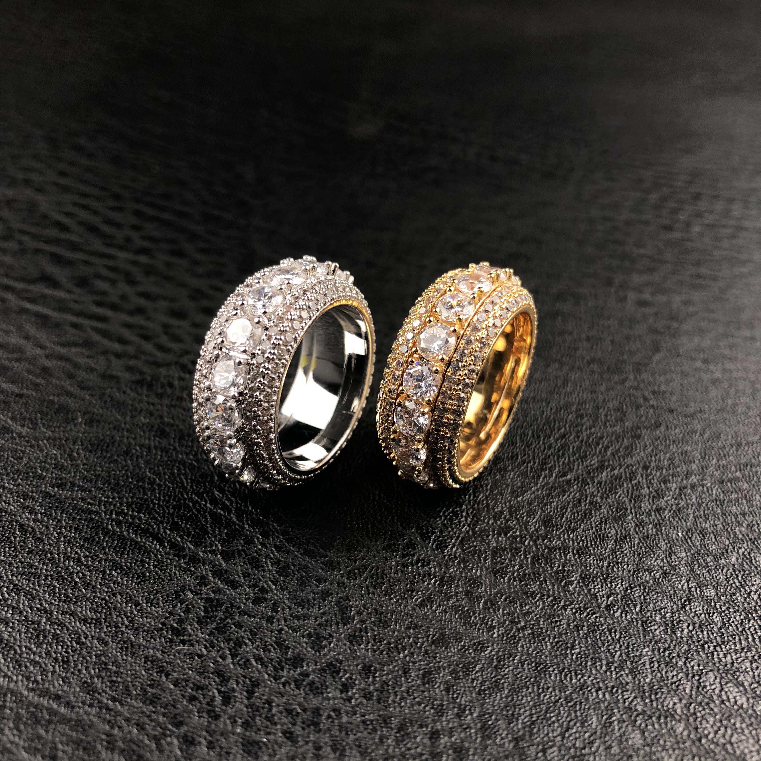 Spinning Layered Diamond Ring