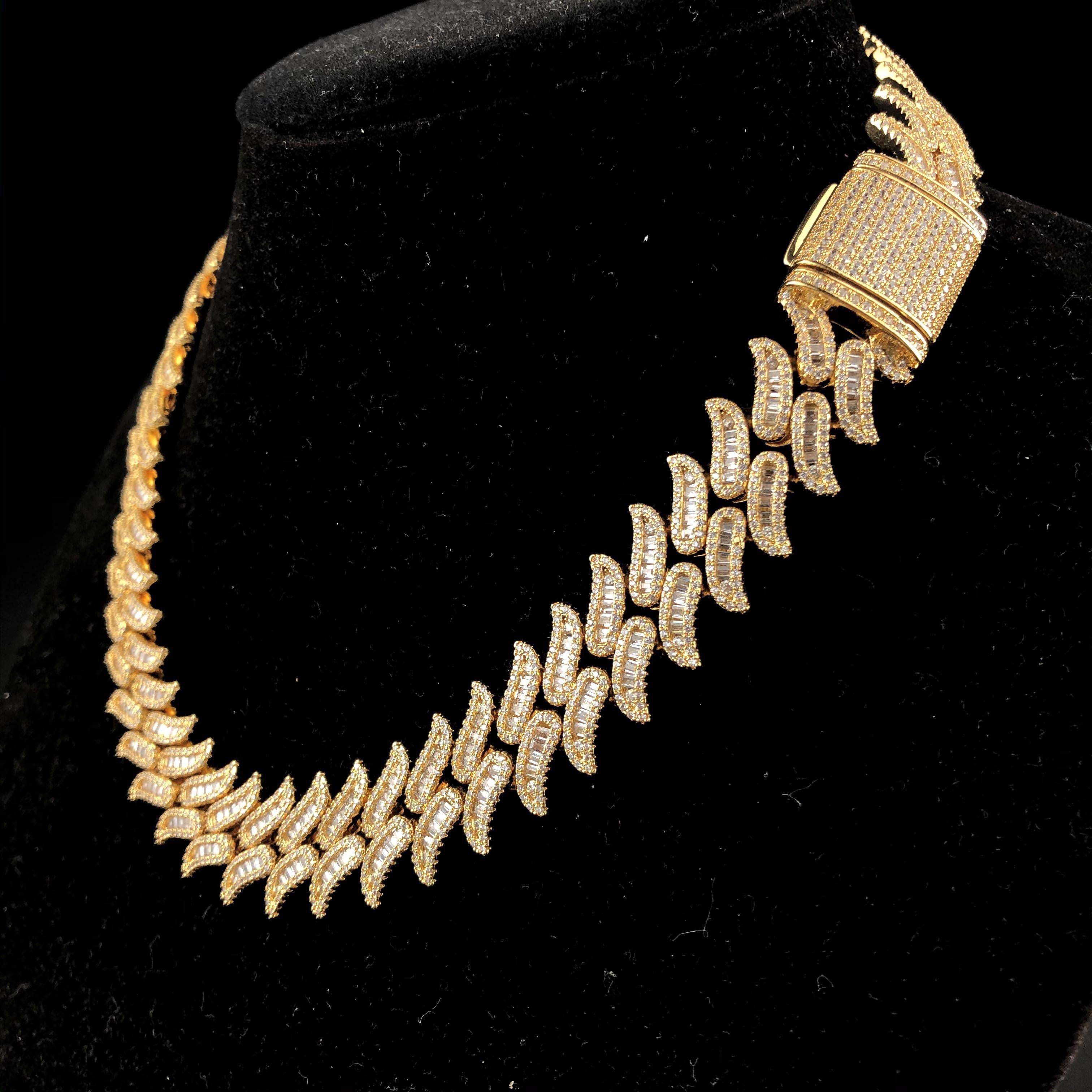 15mm Baguette Spiked cuban chain