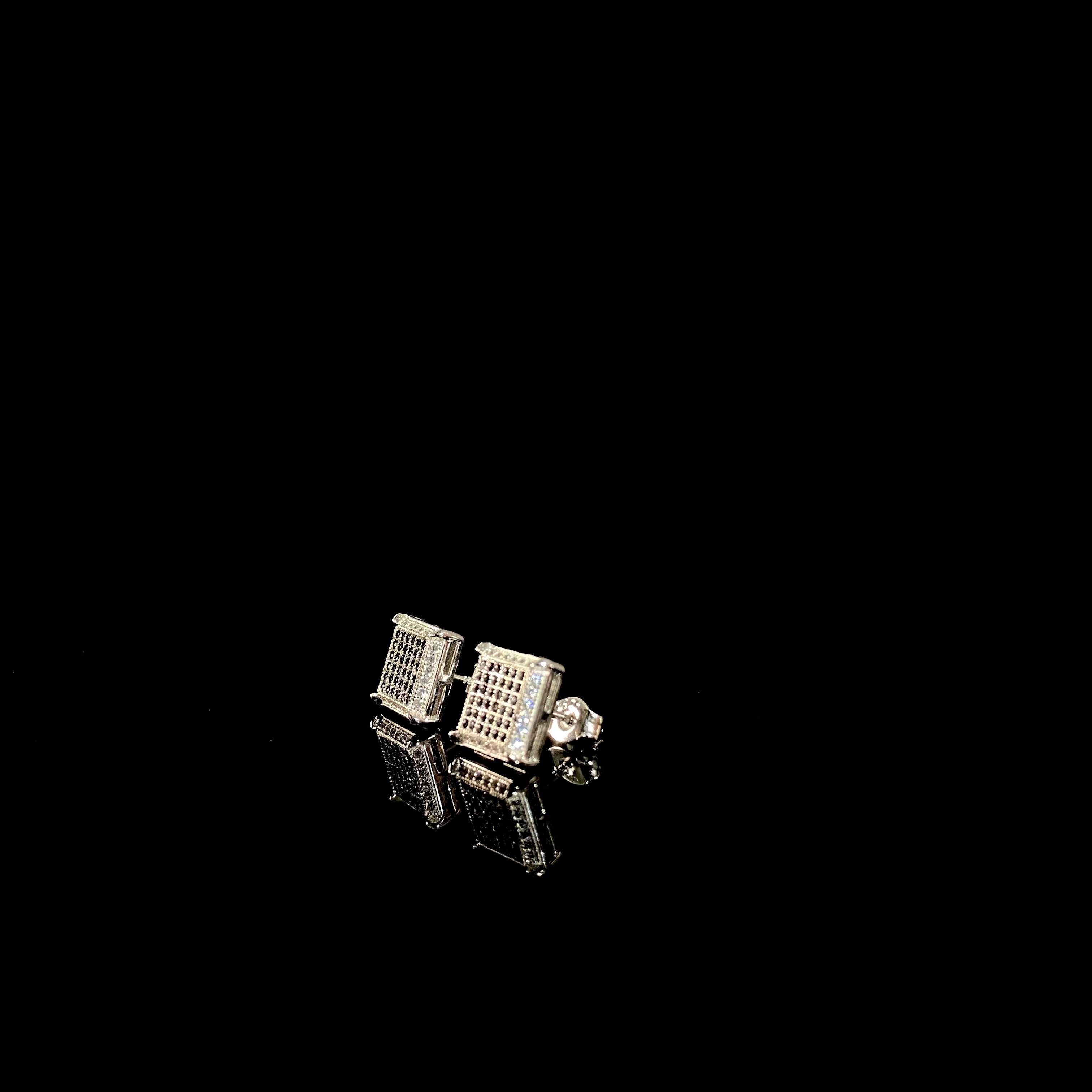 925 Silver Small square Earrings - a pair