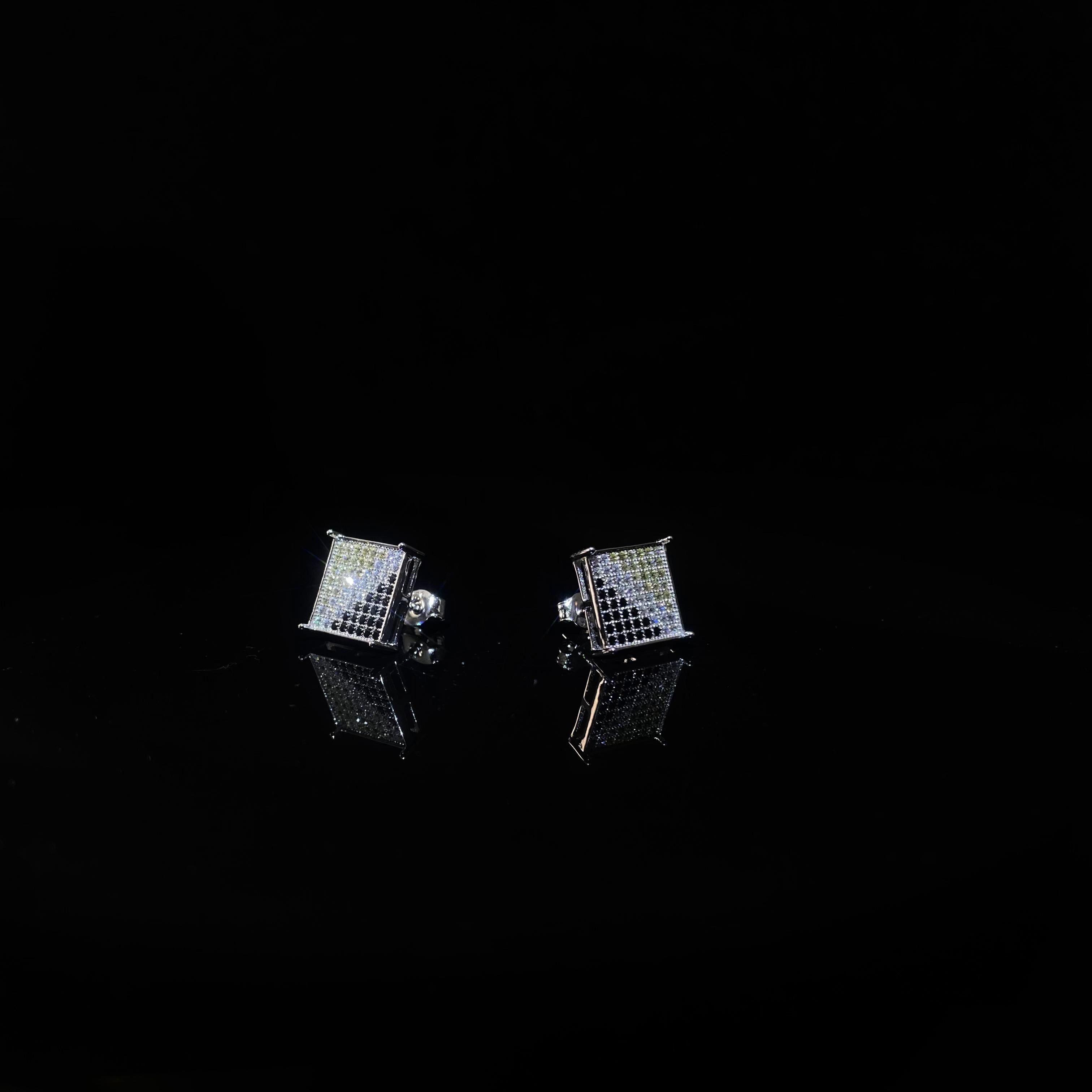 Black / Yellow Diamond 18K pure Earrings - pair