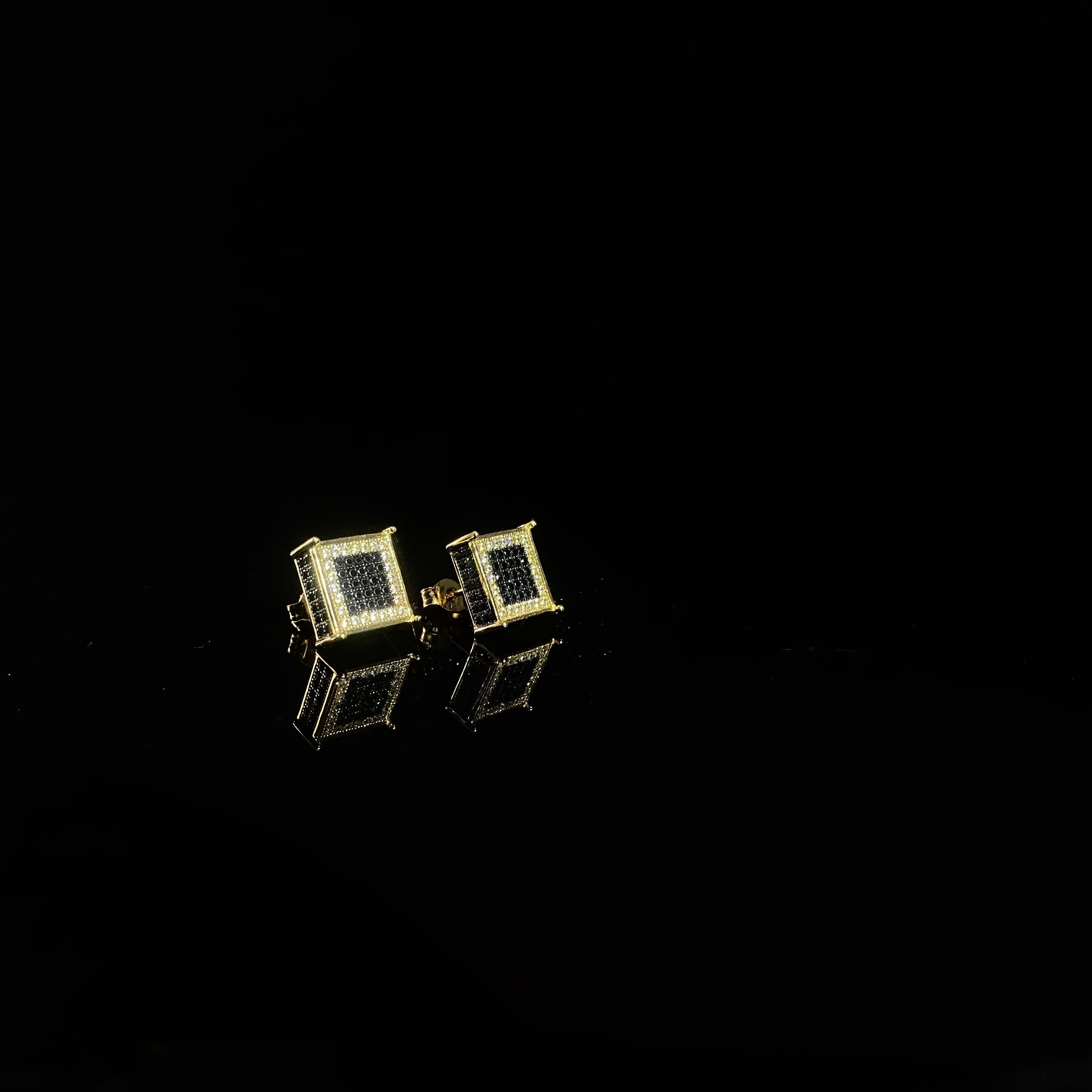 925 Mini full black Earrings - a pair