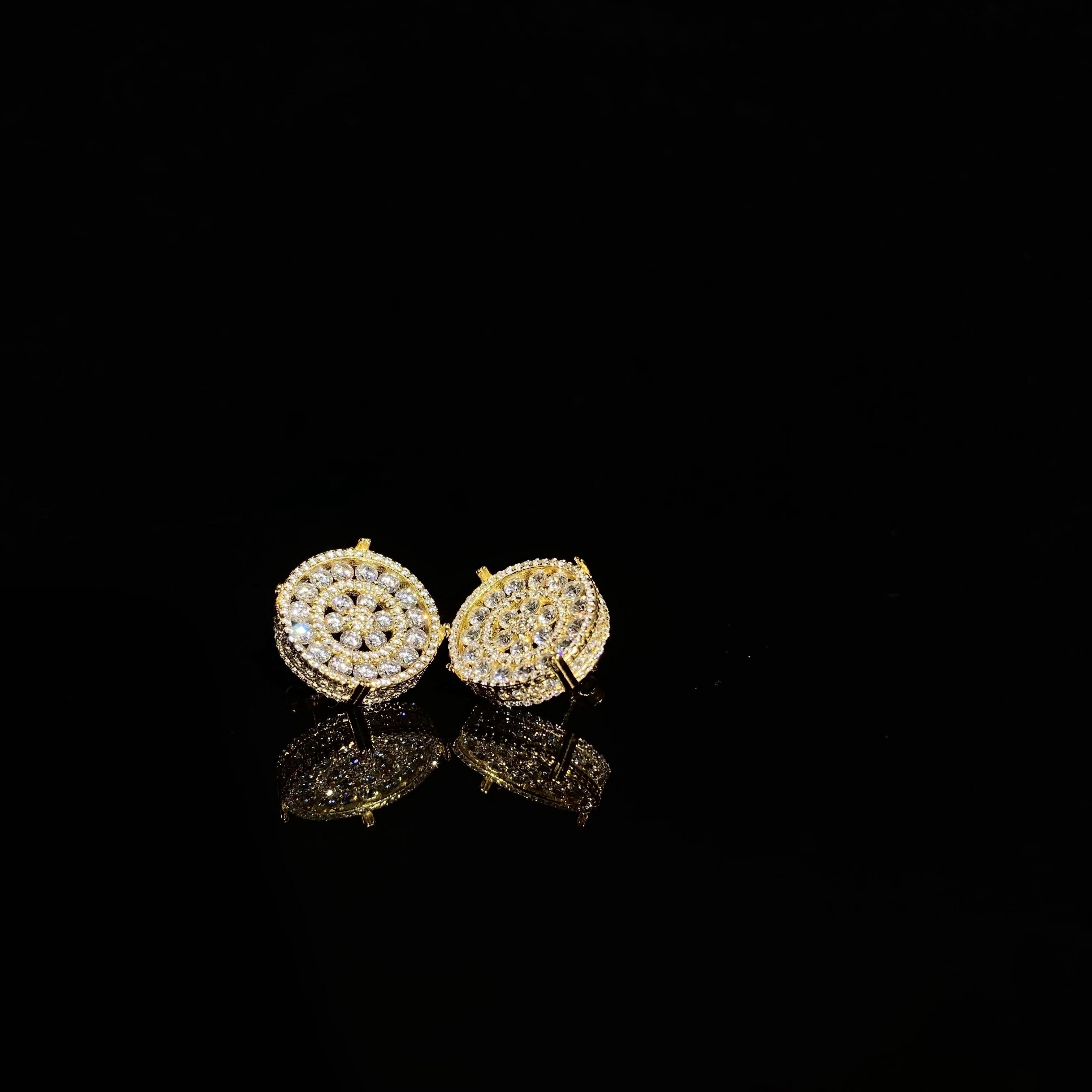 925 silver four claw Round Earrings - pair