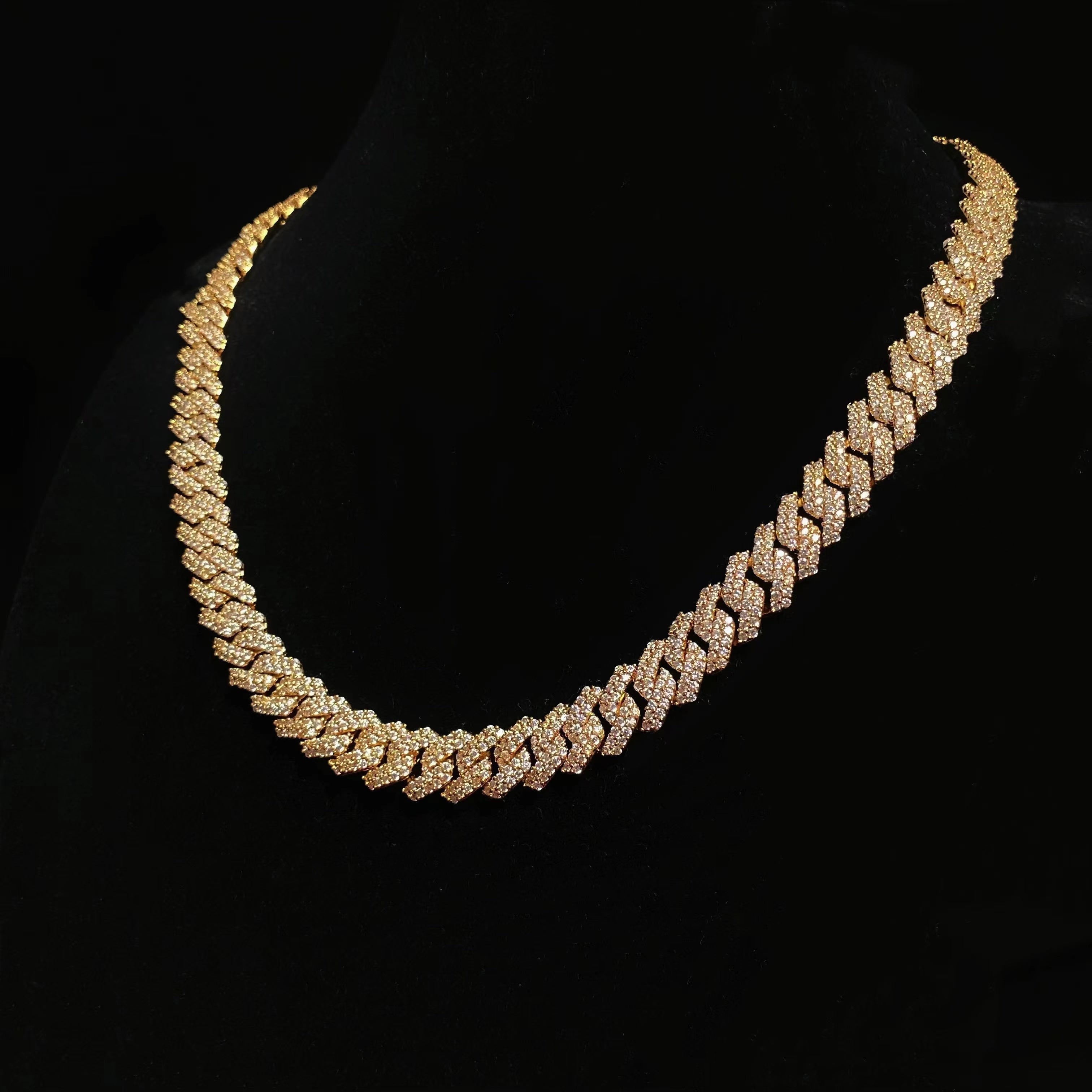 10mm Prong Cuban chain