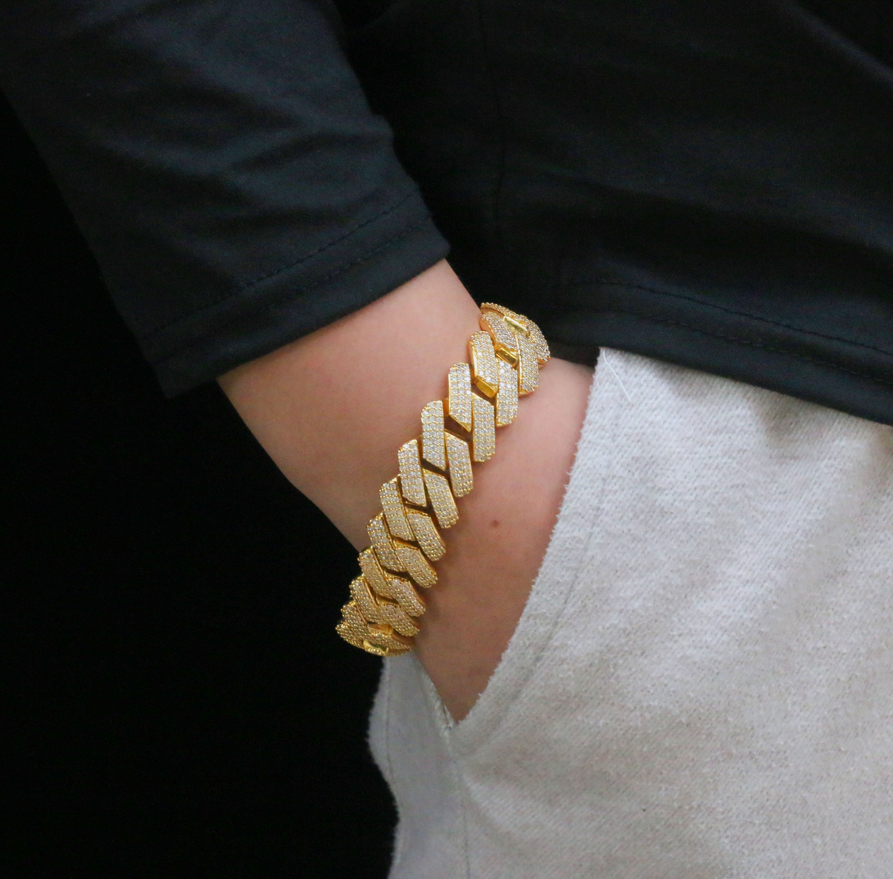 19mm Diamond Prong Cuban Bracelet