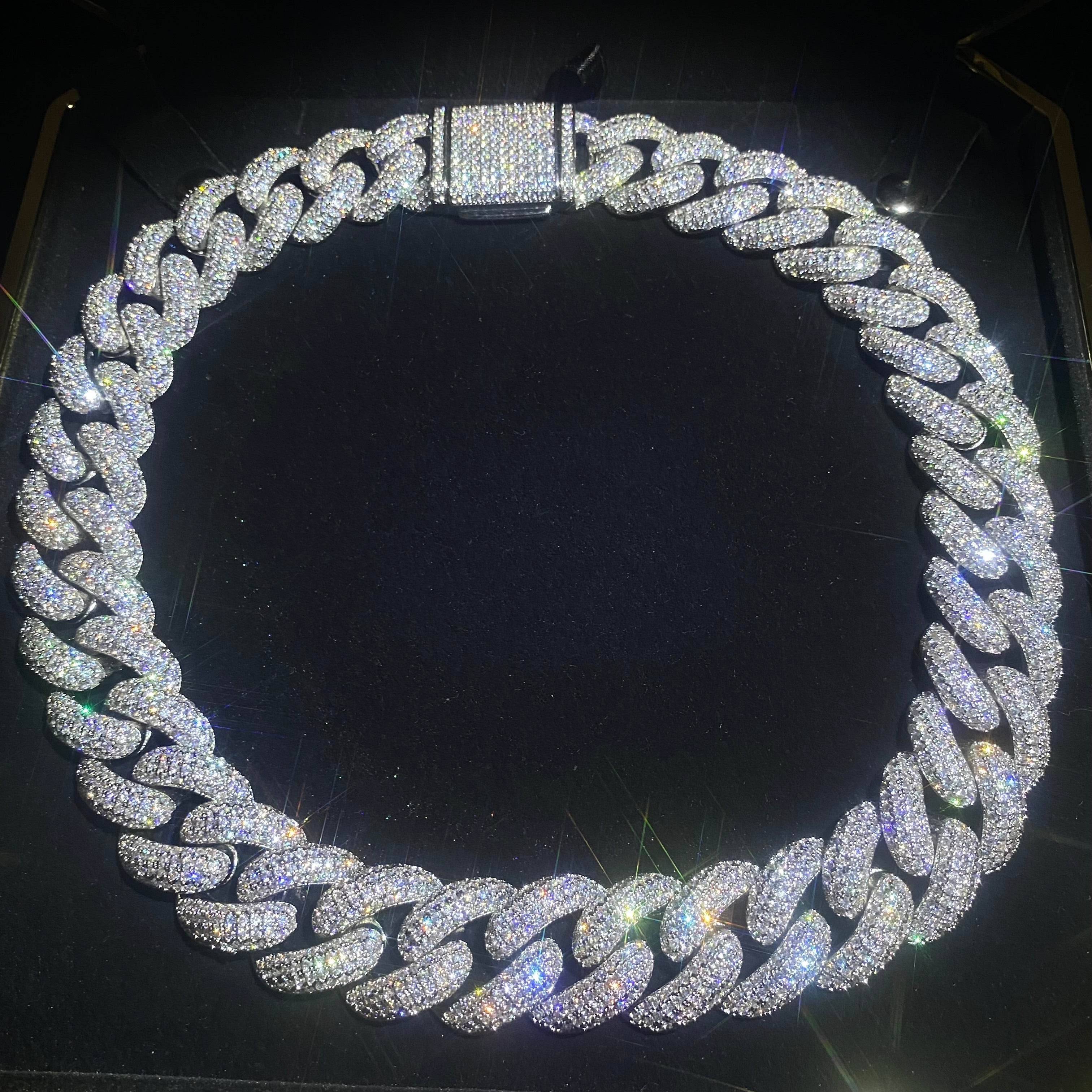 19mm Iced 4 rows Cuban Chian