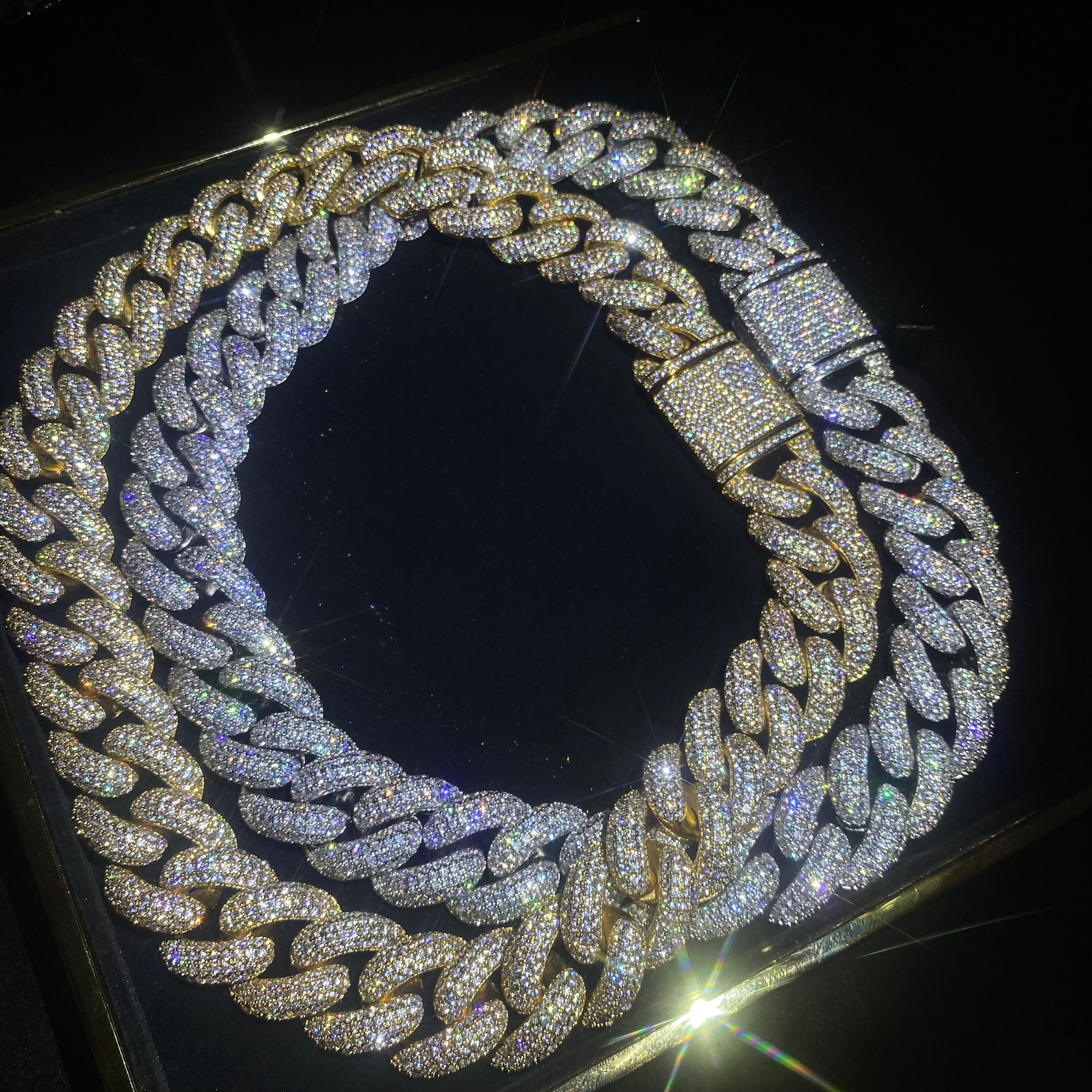 19mm Iced 4 rows Cuban Chian