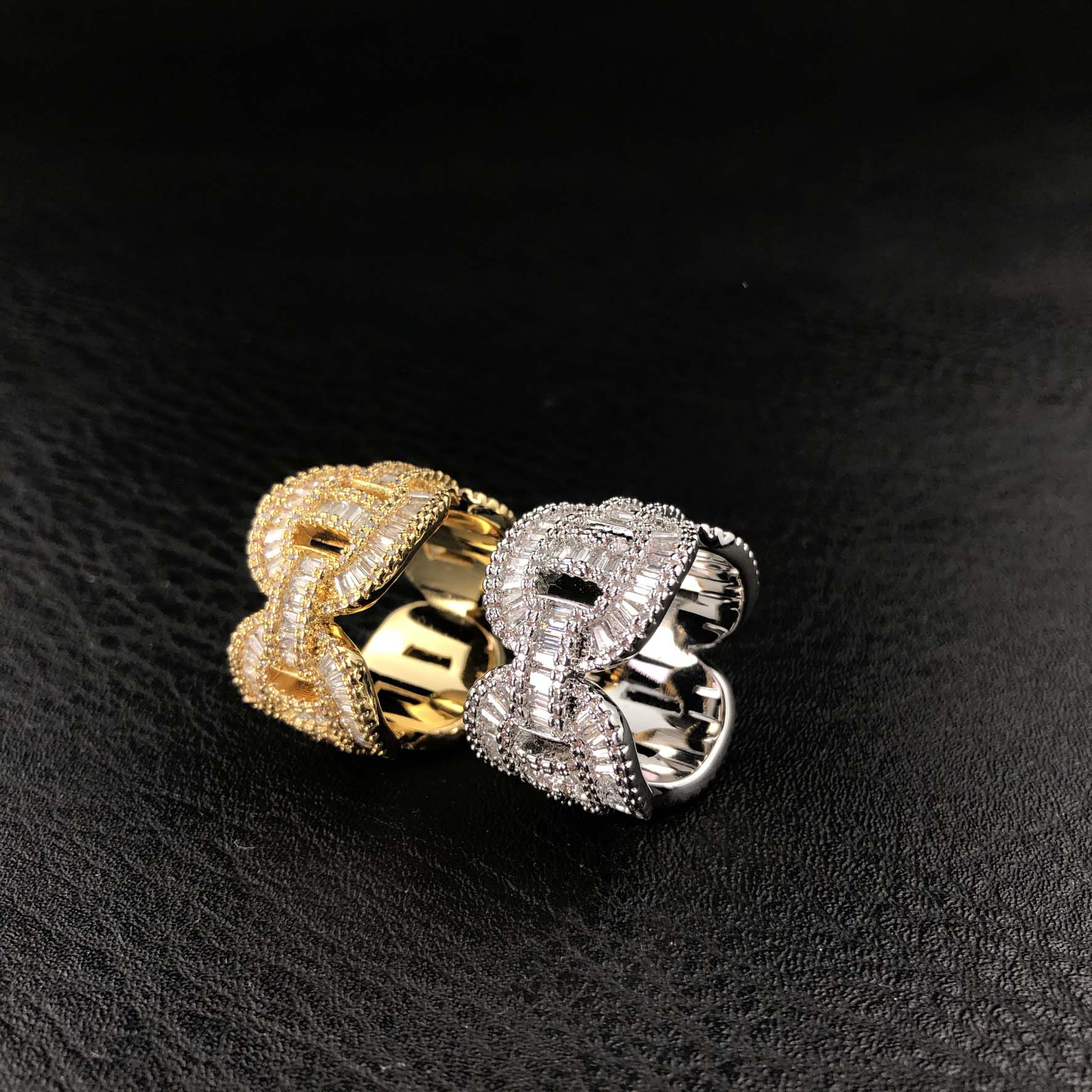 Baguette Mariner ring