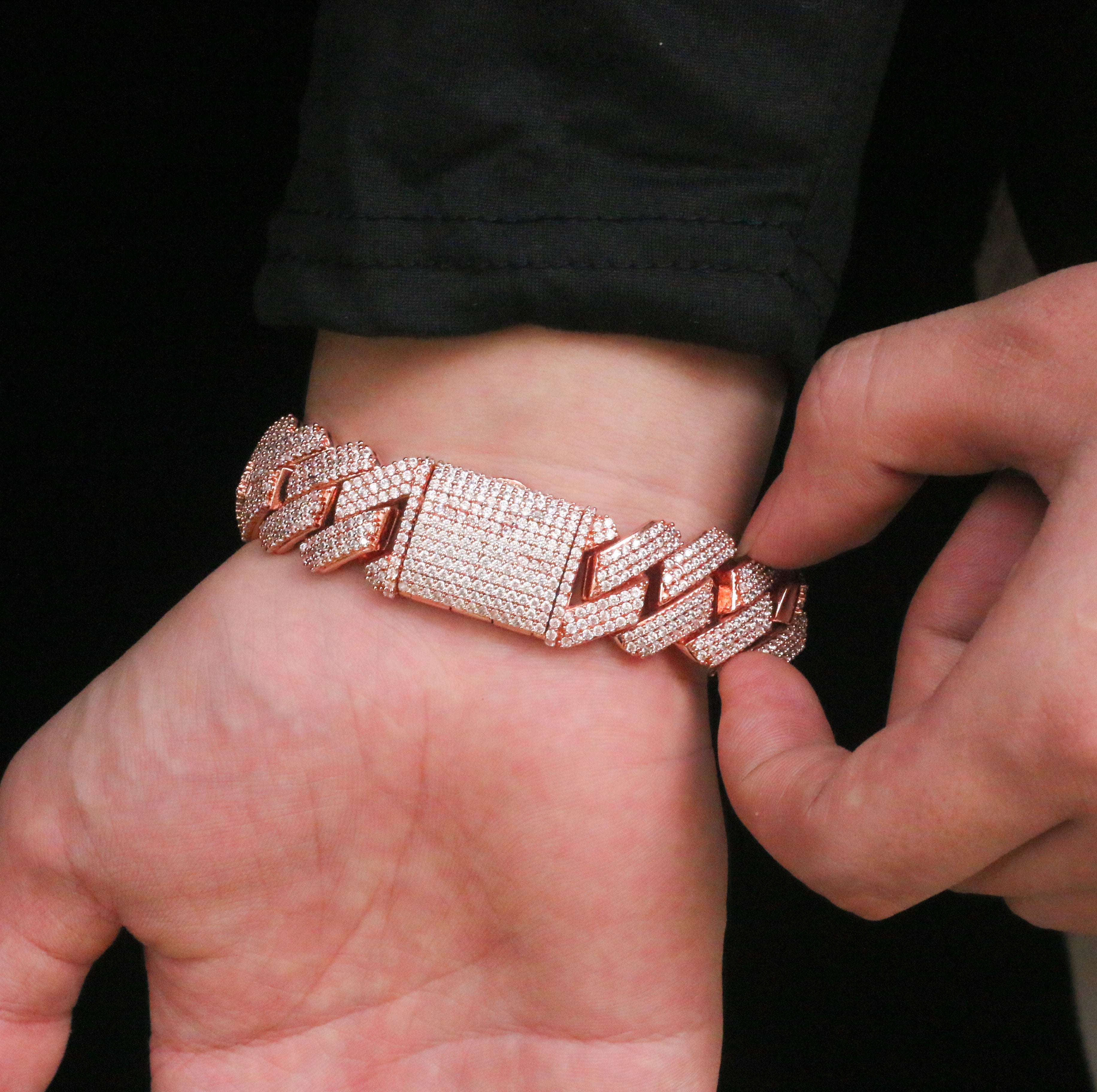 19mm Diamond Prong Cuban Bracelet